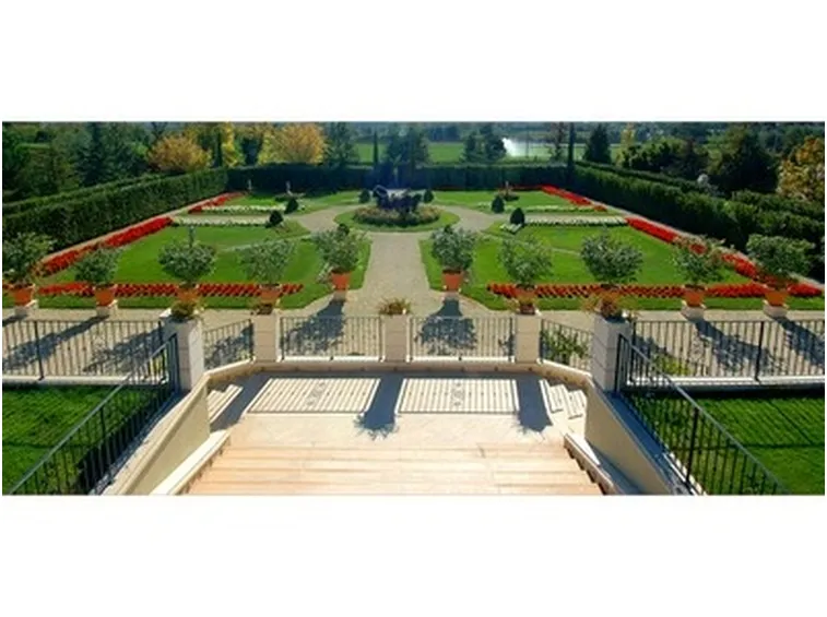 giardino italiano di ampie dimensioni