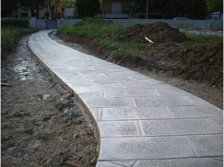 Vialetto in calcestruzzo stampato