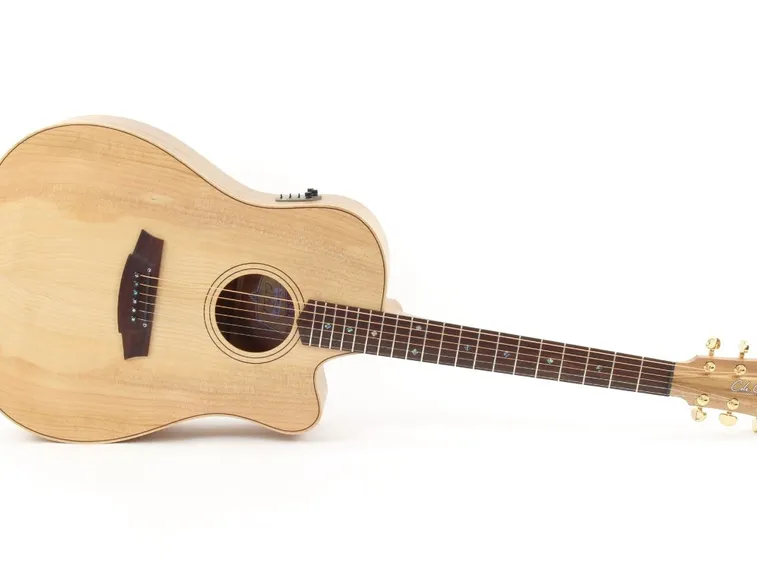 chitarra cedro del libano