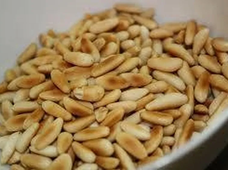 Pinoli sgusciati