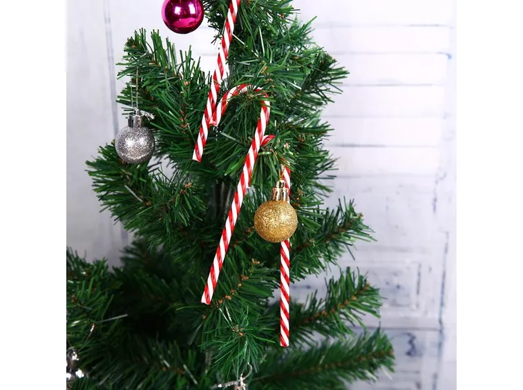 albero di natale con caramelle
