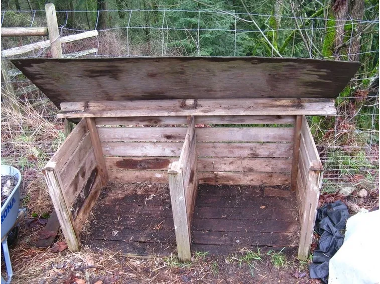 Contenitori per il compost