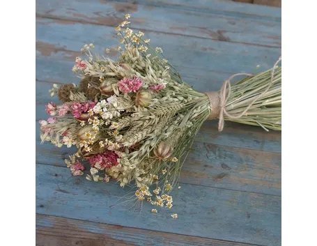 fiori secchi rovesciati