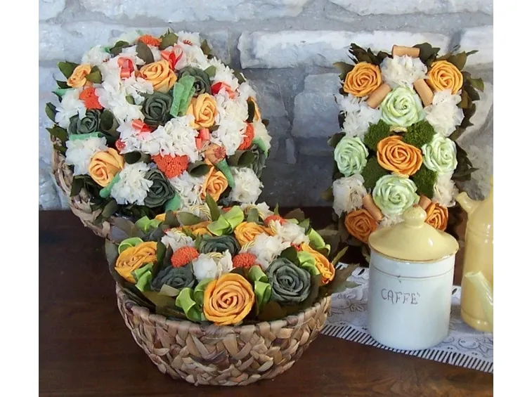 composizione fiori secchi arancio