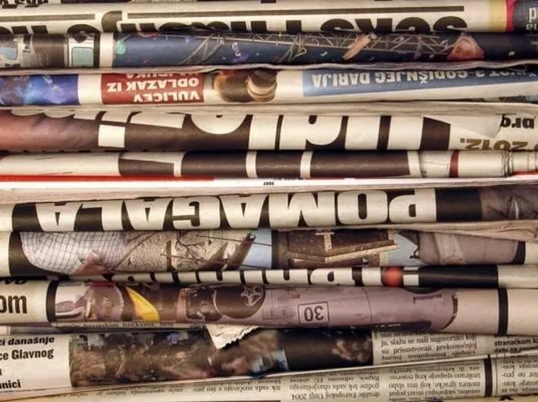 fogli di giornaleFonte= google immagini