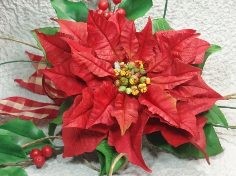 Una stella di natale finta