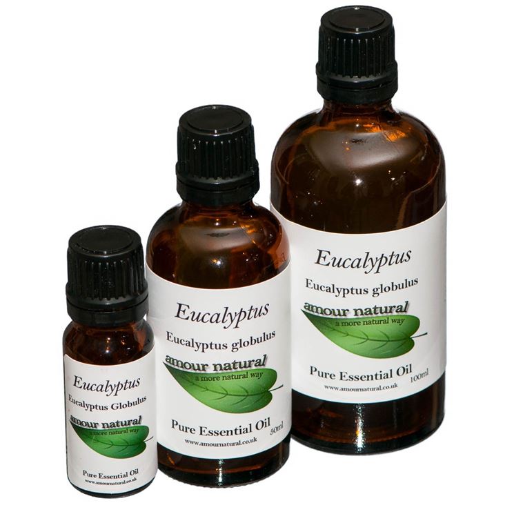 Boccette di olio essenziale di eucalipto