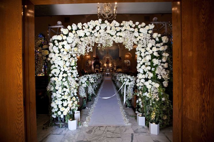 Addobbi Floreali Chiesa Matrimonio Fiori Per Cerimonie Come Scegliere Gli Addobbi Floreali Per La Chiesa Matrimonio