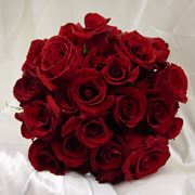 Immagine di un bouquet di rose rosse